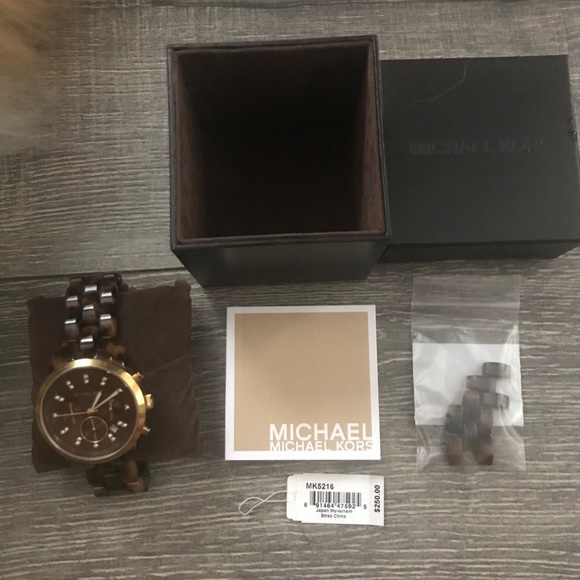 Michael Kors • MK5216 • Watch - Picture 3 of 8